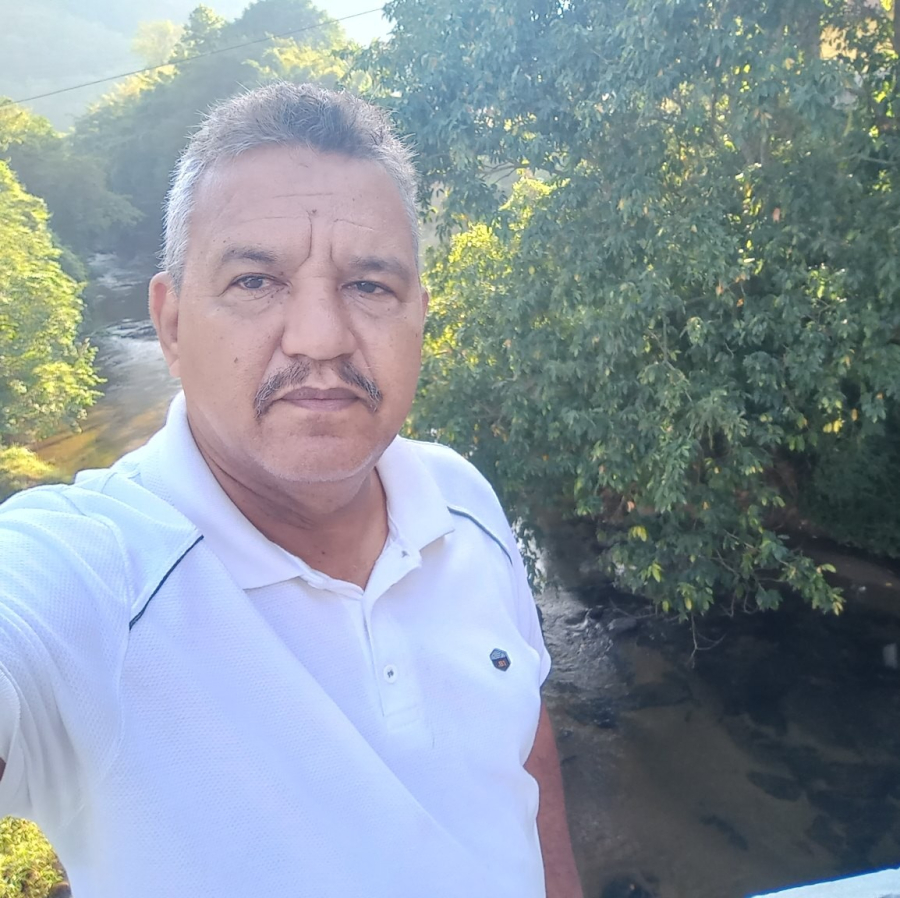 Claudinho Pé no Chão